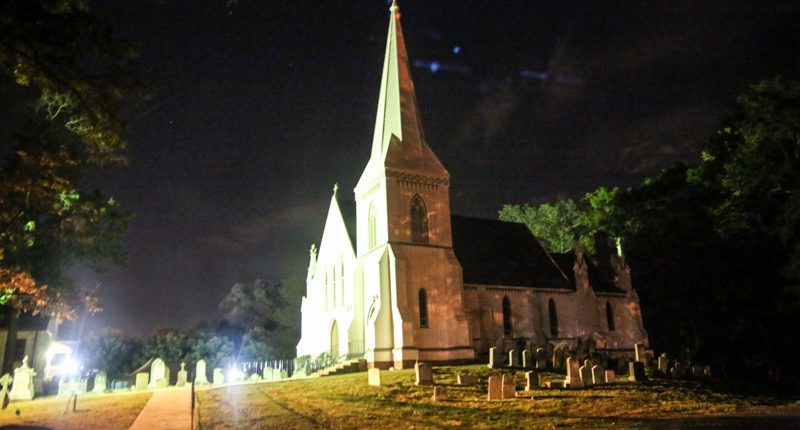 Several orbs flying above the church in Spotswood New Jerseywith bright lights.