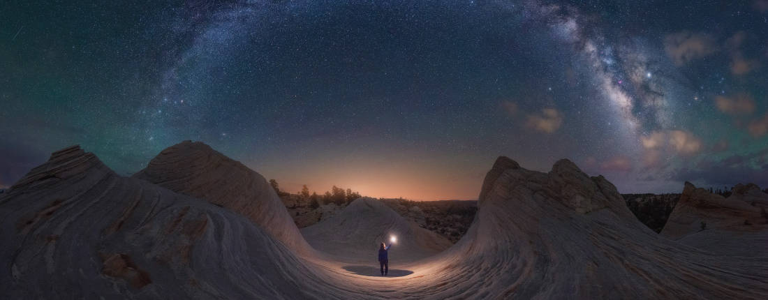 Good Night Utah Juilo Castro Amazing photo with the full arch milky way with glowing light